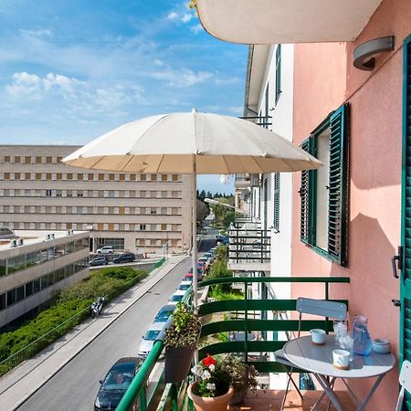 Airy Seafront 1920S Apartment Split Exteriör bild