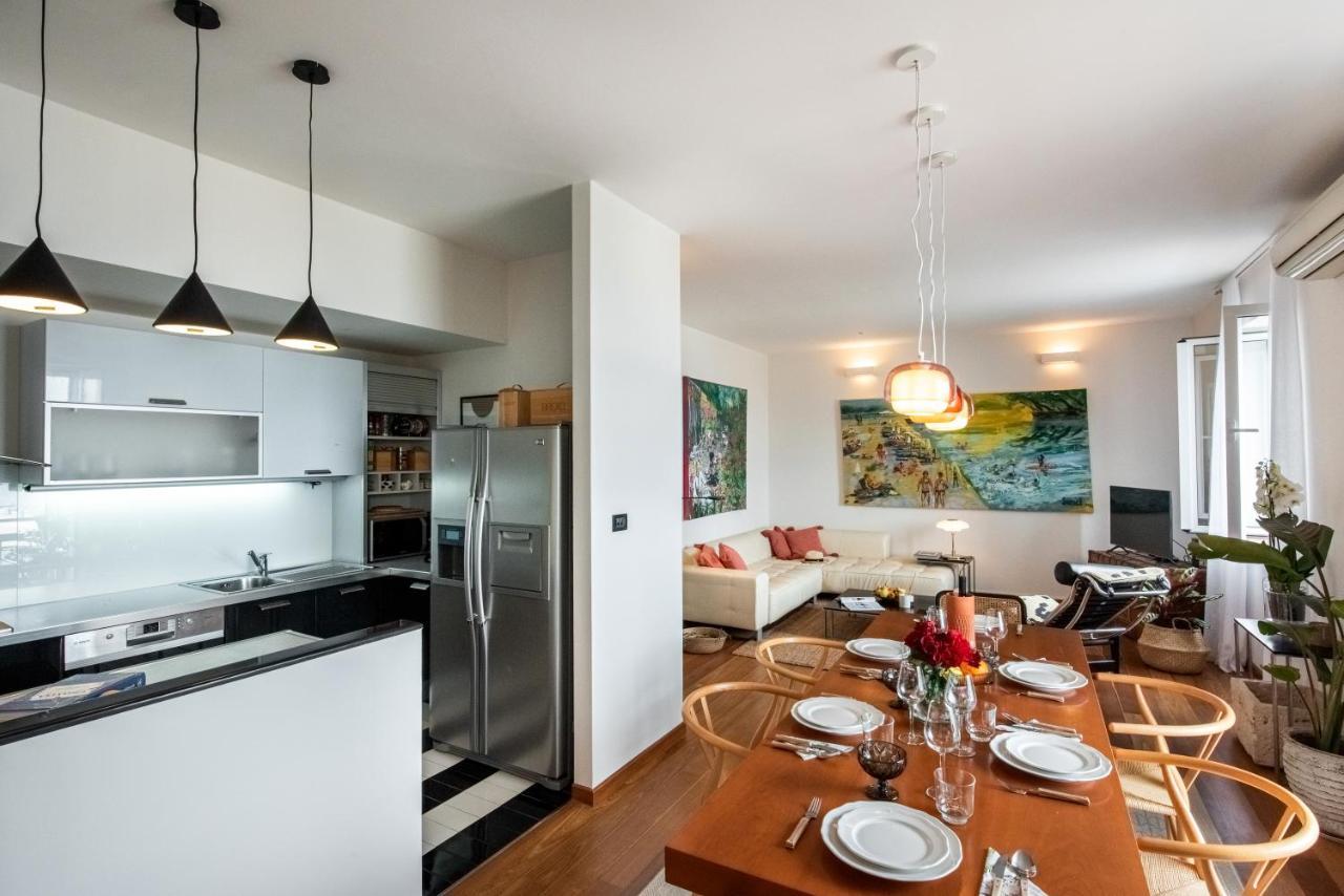 Airy Seafront 1920S Apartment Split Exteriör bild